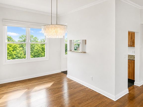 5th image of 258 Barrow St #Penthouse A