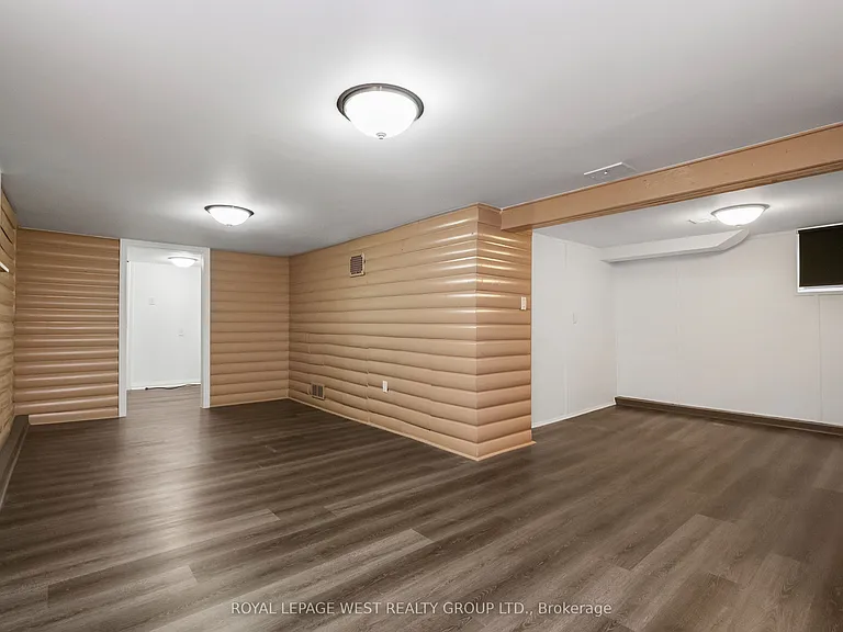 24 Barker Ave — Photo 36