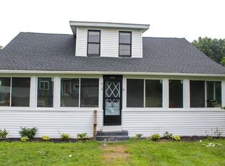 122 Ludlow Rd, Chicopee, MA 01020