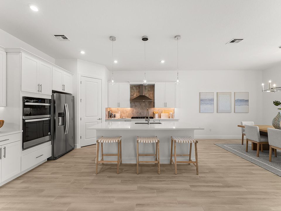 1st image of 14547 SW Sarilla Boulevard