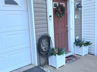 102 Zephyr Ln, Winchester, VA 22602
