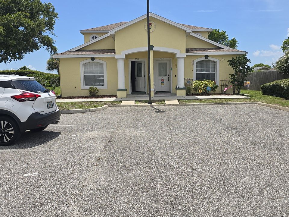 9717 and 9715 Palm Ave, Port Richey