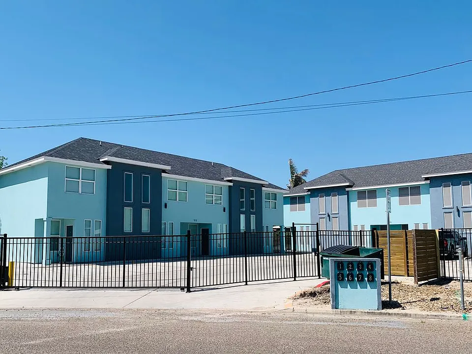 513 San Antonio Ave #4