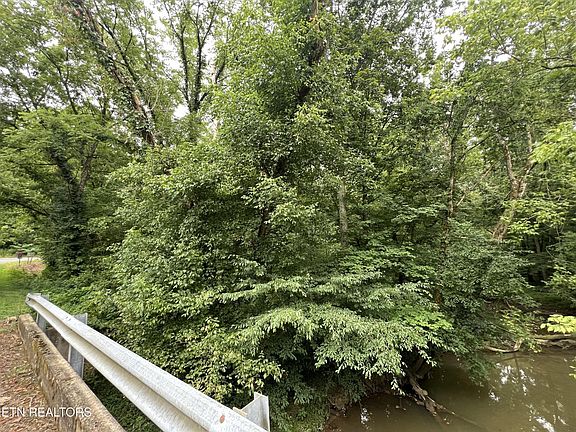 2nd image of 299 County Road 2