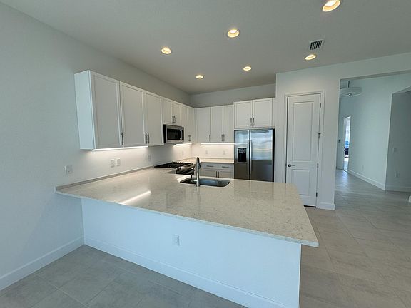 4th image of 20388 Estero Crossing Blvd