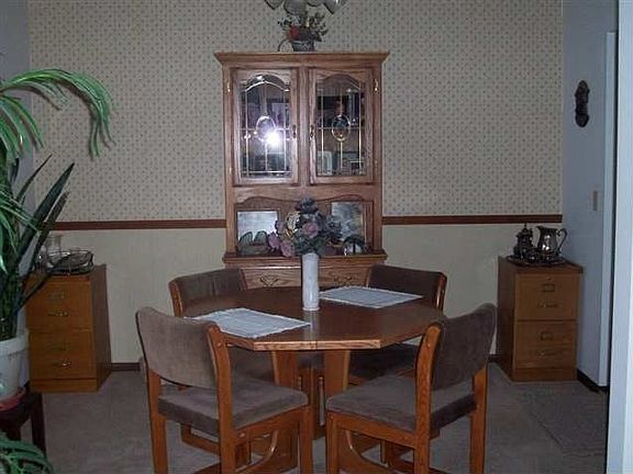 3rd image of 5064 S 106th Ave