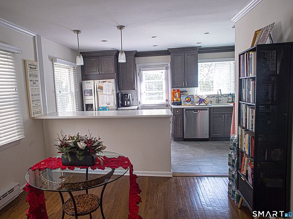 5th image of 31A Hollow Wood Ln