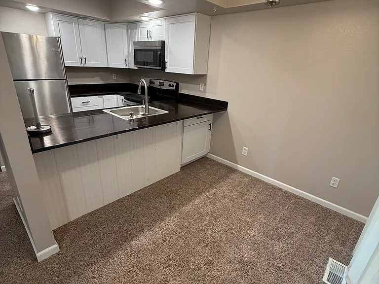 5360 Larkspur St #5360 — Photo 2