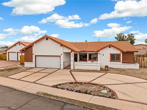 2nd image of 632 Lilac Lane