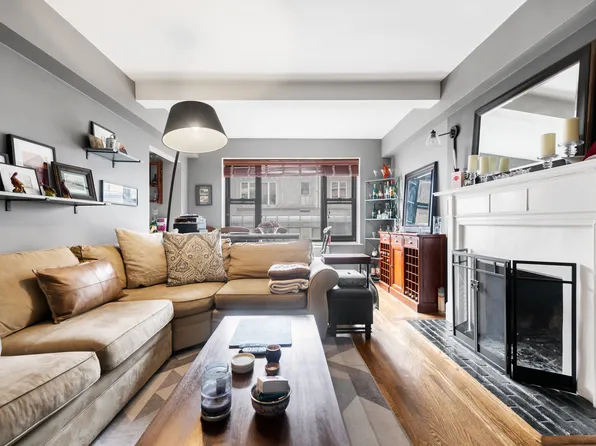 414 East 52nd Street image 1 of 8