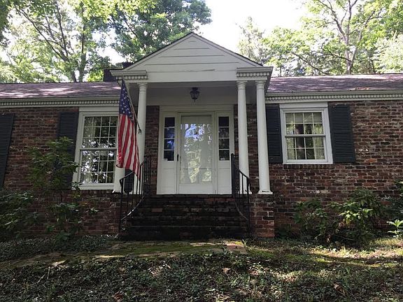 3rd image of 4309 Hiawatha Dr