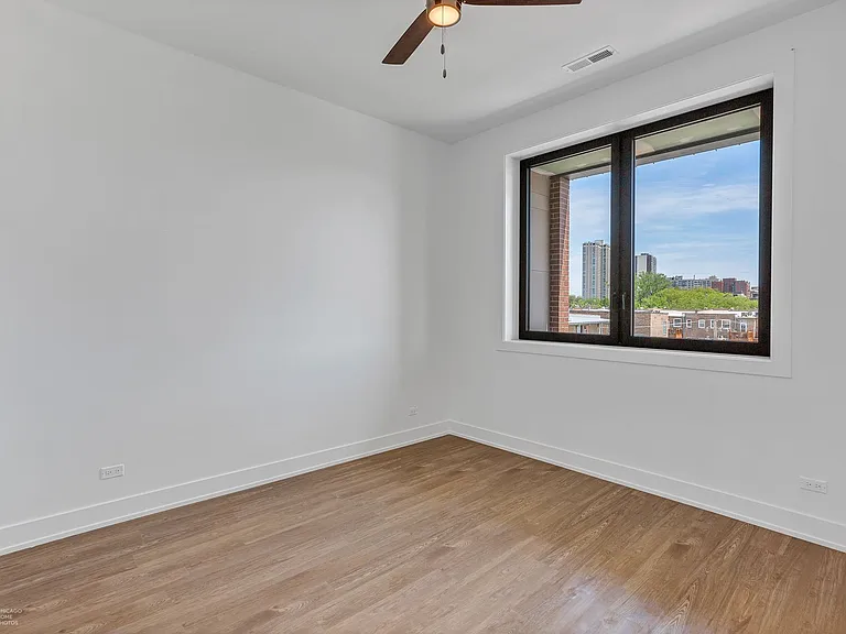 3312 N Halsted St #2F — Photo 8