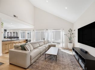 1075 Santa Rosa Ave, Costa Mesa, CA 92626