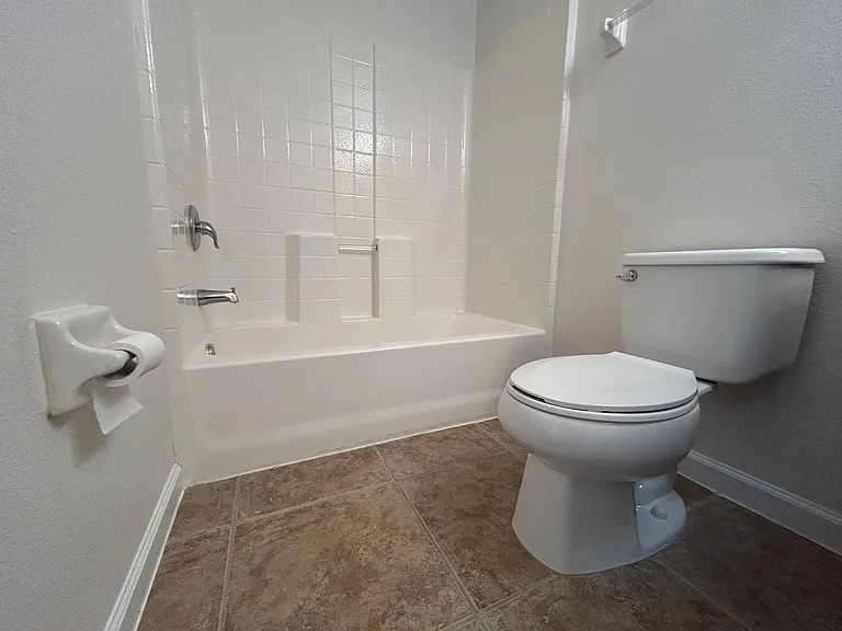 2700 Revolution St #103 — Photo 38