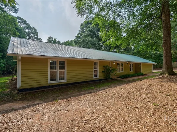 5311 Highway 106 S, Hull, GA 30646