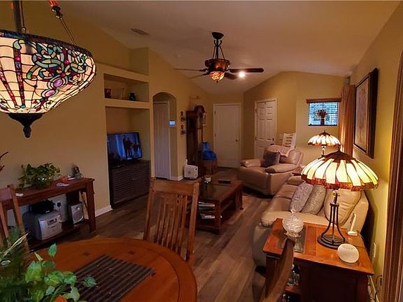4th image of 10020 Landport Way