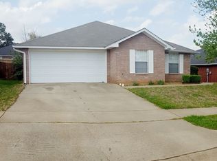 408 Magnolia Ct, Whitehouse, TX 75791
