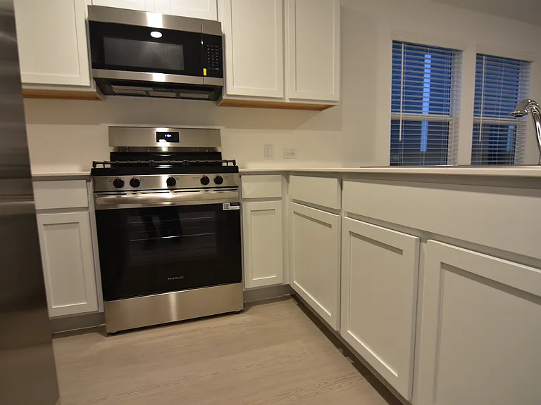 409 Keefer Ln — Photo 105