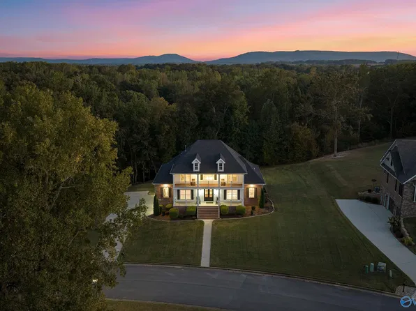 175 Edenshire Dr, Huntsville, AL 35811