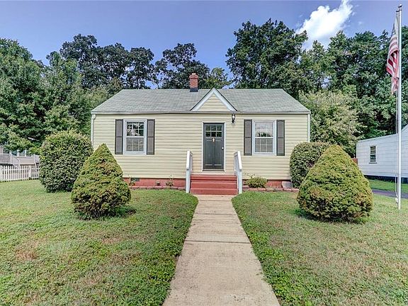 2nd image of 5617 Chesterwood Dr