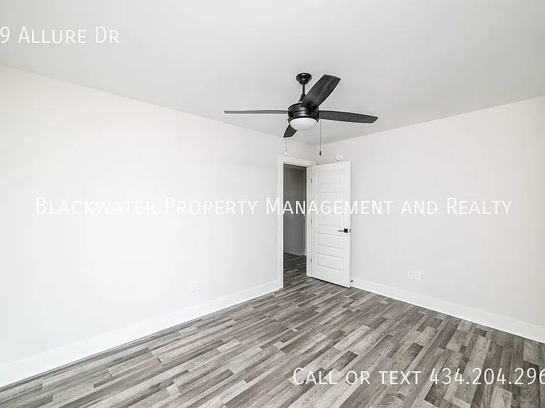 69 Allure Dr — Photo 36