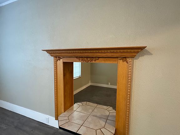 2nd image of 315 N G St APT 102