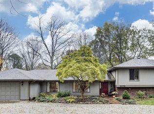 9076 Rooks Rd, Dayton, OH 45458