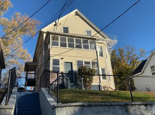 126 Orchard St FLOOR 1, Woonsocket, RI 02895