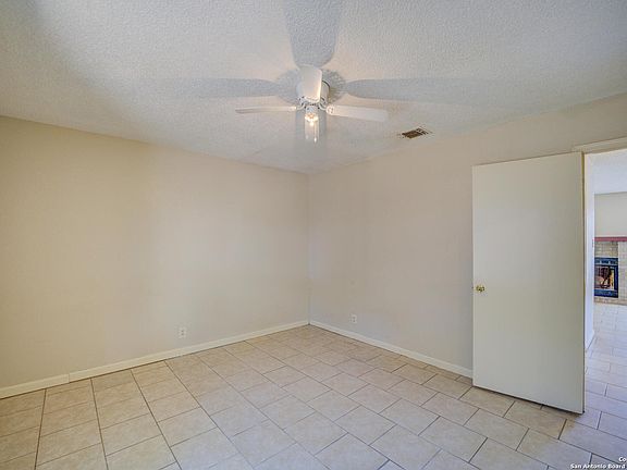 5th image of 7528 Windsor Oaks