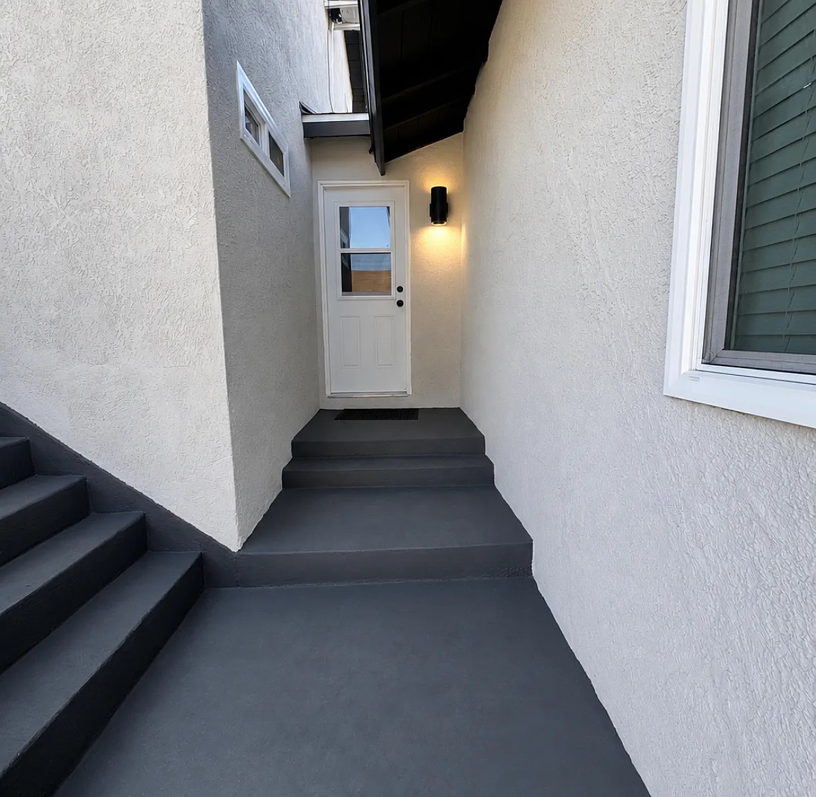 4 bed, 1500 sqft, $4,100 — Photo 3