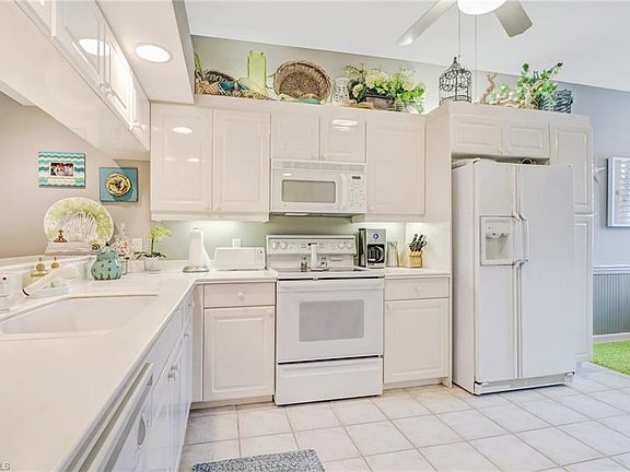 3rd image of 6620 Beach Resort Dr APT 3