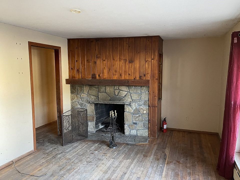 601 Amherst Rd, Granby, MA 01033 Zillow