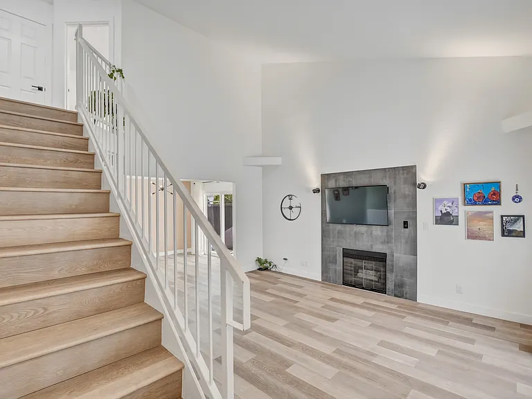 7987 Dorinda Ave — Photo 26