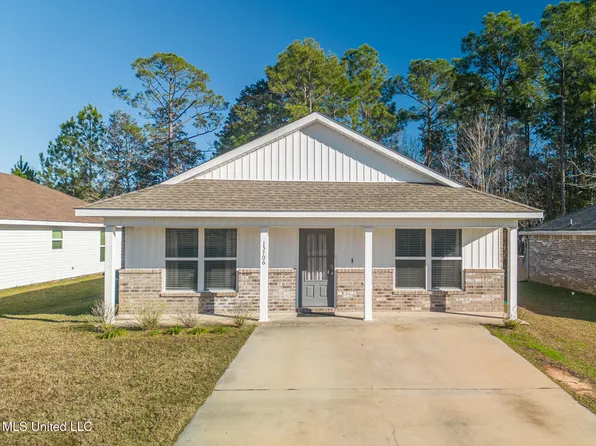 13706 Lawton Ln, Gulfport, MS 39503