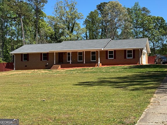 3rd image of 700 Ponderosa Ct