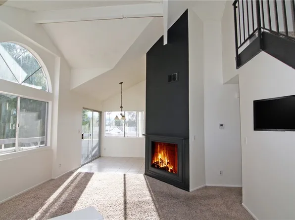 26867 Claudette St Unit 118, Santa Clarita, CA 91351
