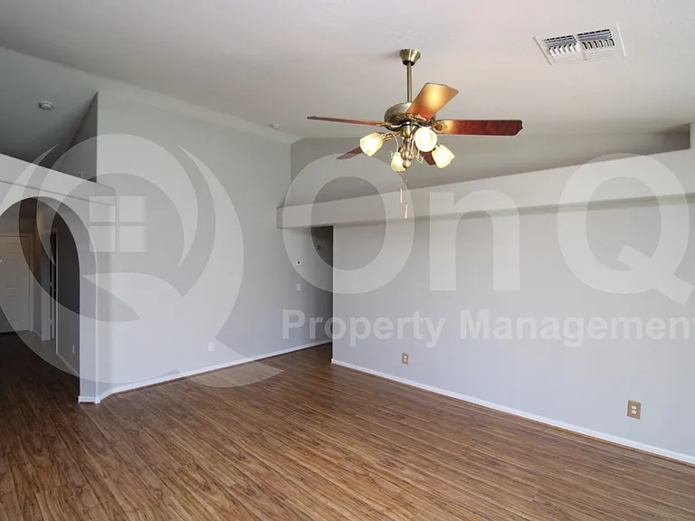 16149 N 163rd Dr — Photo 7