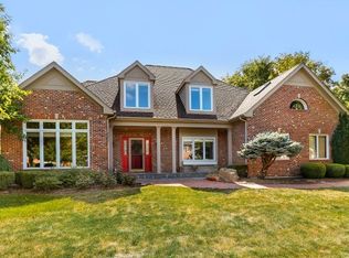 405 Hunt Club Dr, St Charles, IL 60174