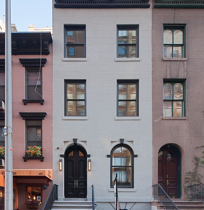 1st image of 407 E 58th St