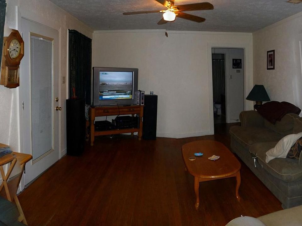 1st image of 1316 E Pioneer Dr