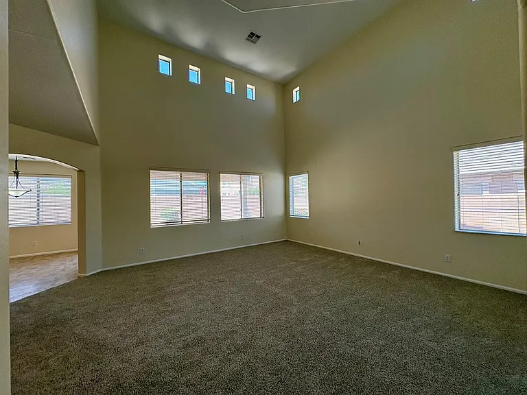 16126 W Meade Ln — Photo 11