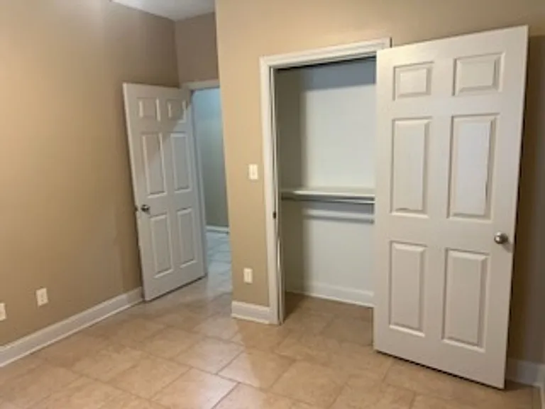 3923 Mobley Cir — Photo 3