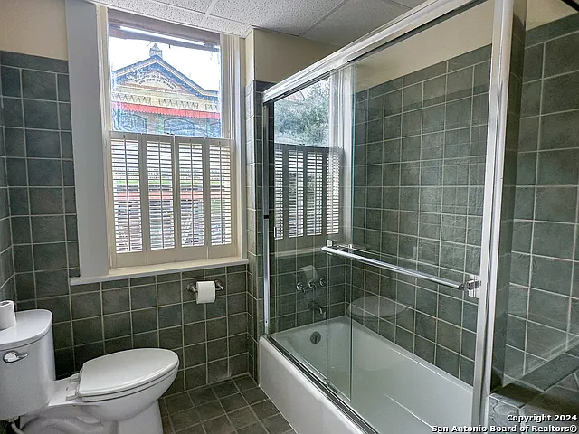 245 Losoya St #B — Photo 15