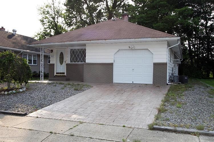 1st image of 1812 Mount Juliano Ln