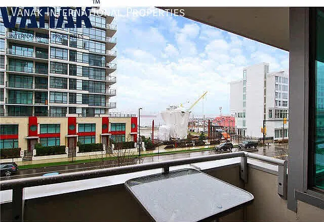 Bright 1 Bed, 1 Bath at The Pier Premium Lower Lonsdale Living! — Photo 3
