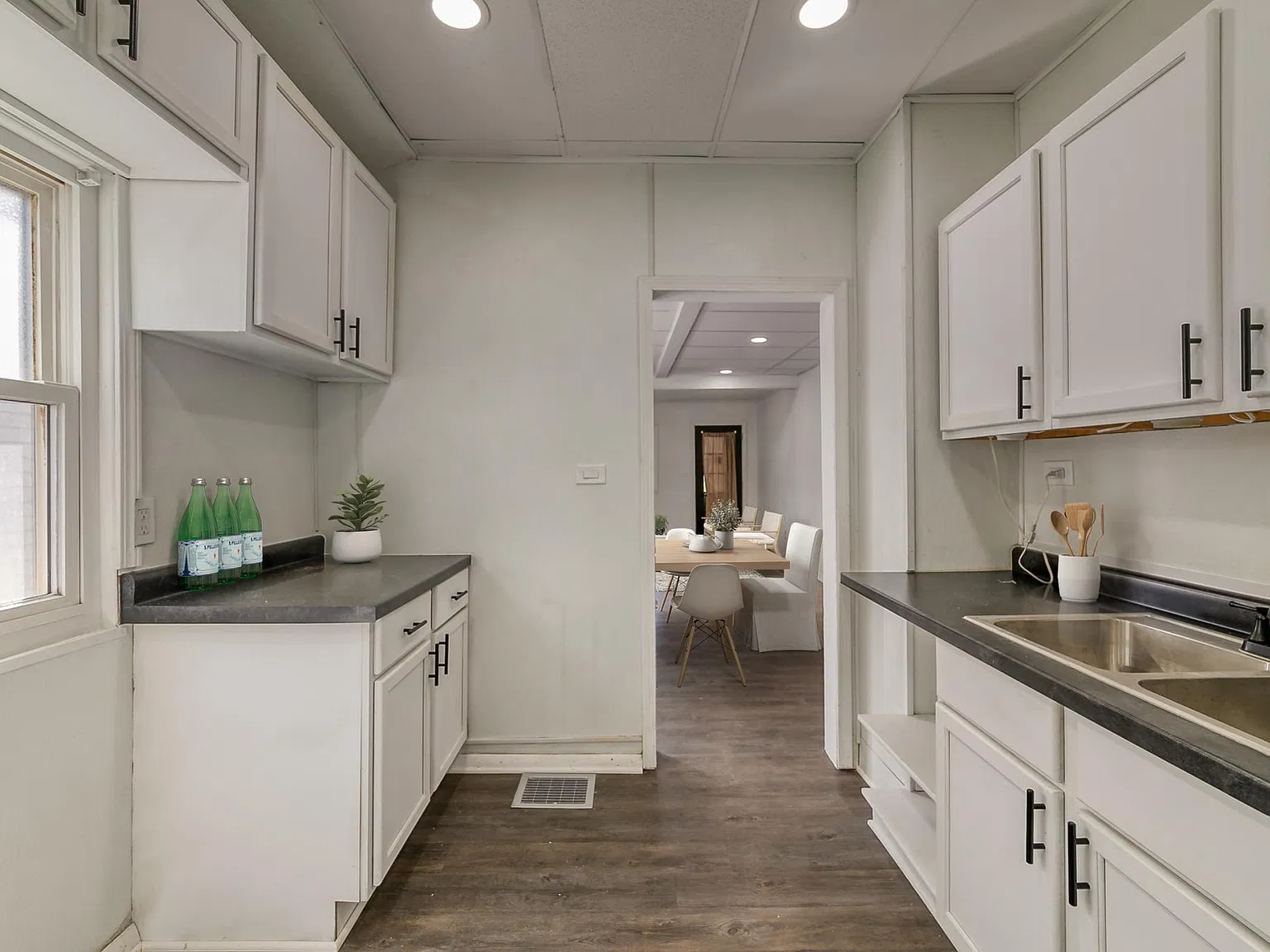 3 bed, 1700 sqft, $1,700 — Photo 3