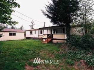 708 Tipsoo Loop SE, Rainier, WA 98576