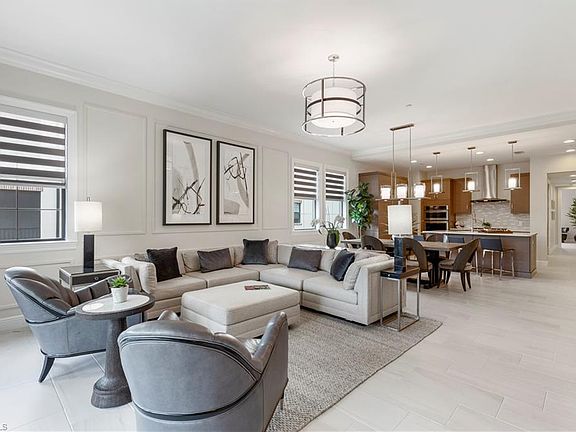 4th image of 16382 Viansa Way Unit 202