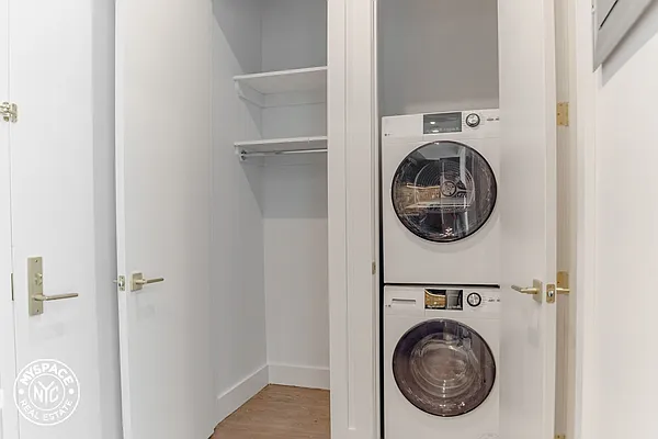 Rented by MySpaceNYC | media 40