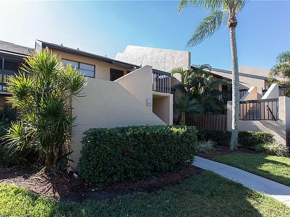 4th image of 15456 Admiralty Cir APT 11